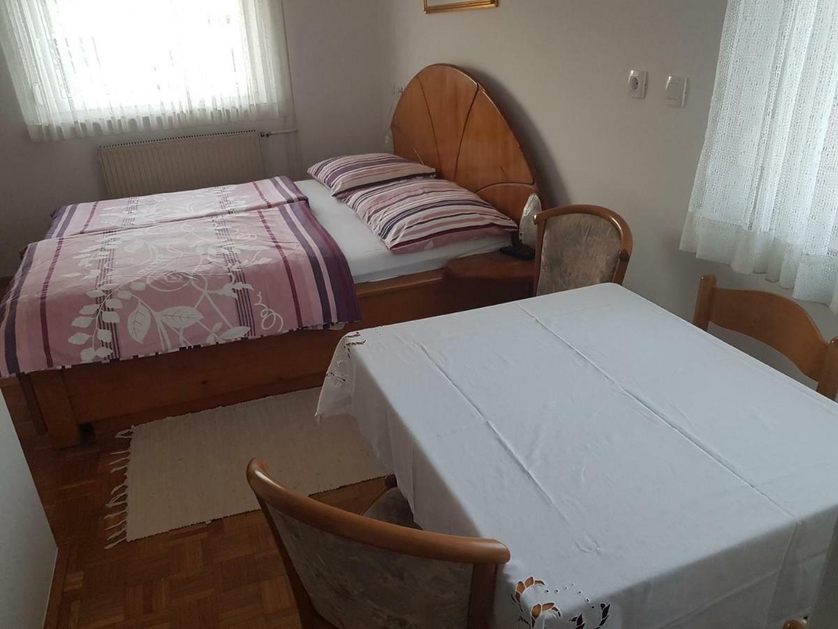 Apartment Lipar Preddvor Εξωτερικό φωτογραφία